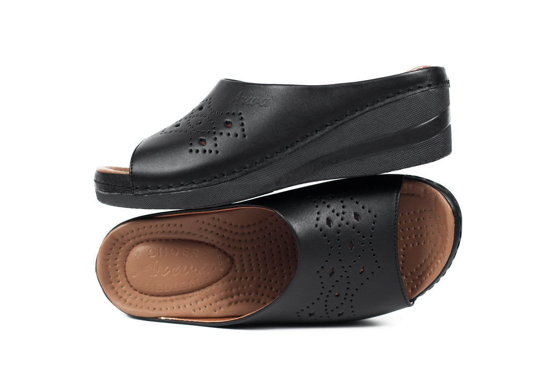 SANDALE MEDICAL EN CUIR REF 110