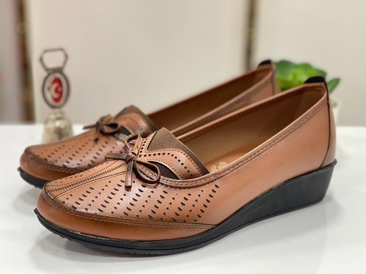 أحذية تركية خفيفة الوزن – راحة وأناقة في كل خطوة!